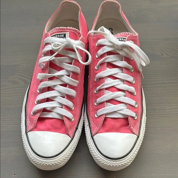 Converse Pink Canvas Sneakers with White Accents - Picture 2 of 16